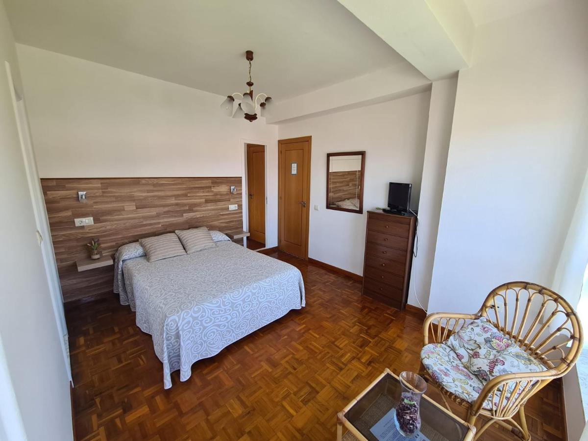 Hotel Hostal Playa Atlantica Louro Exterior foto